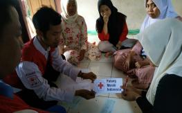 PMI Jepara Bantu Korban Kesambar Petir di Kecamatan Keling