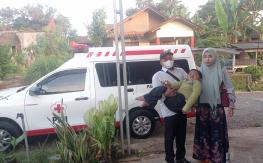 Pelayanan Ambulans PMI Kabupaten Jepara Antar Pasien Menuju RSUP Kariadi Semarang