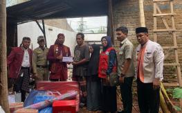 PMI Kabupaten Jepara Serahkan Bantuan untuk Korban Kebakaran di Desa Tegalsambi