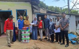PMI Jepara Salurkan Bantuan untuk Warga Terdampak Angin Kencang di Kecamatan Keling