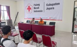 PMI Kabupaten Jepara Sambut Kunjungan Edukatif PMR SMK N 3 Jepara untuk Tingkatkan Kesadaran Donor Darah