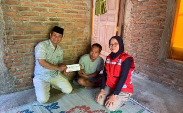 PMI Kabupaten Jepara Salurkan Bantuan untuk Korban Kebakaran Rumah di Desa Geneng