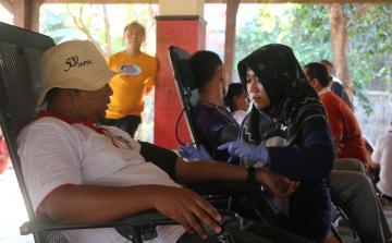 Kolaborasi HUT Korpri dan Dharma Wanita Persatuan Sumbang Puluhan Kantong Darah
