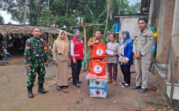 PMI Jepara Salurkan Bantuan untuk Korban Kebakaran di Desa Plajan