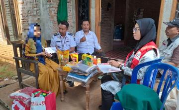 PMI Kabupaten Jepara Serahkan Bantuan Tunai kepada Korban Musibah
