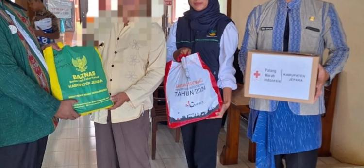 PMI Kabupaten Jepara Laksanakan Penyerahan Bantuan Sosial di Kecamatan Tahunan dan Mlonggo