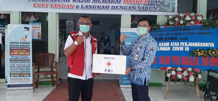 PMI Serahkan Bantuan APD Untuk Rumah Sakit Kartini Jepara